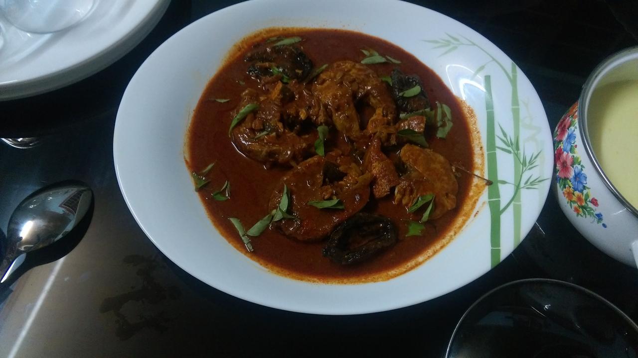 Punerjeni Homes Alappuzha Bagian luar foto